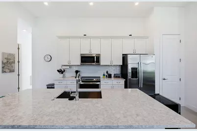 125 SE Strada Cervaro, Port Saint Lucie, FL 34952 - Photo 5