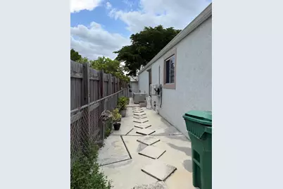 21521 S Heritage Circle, Pembroke Pines, FL 33029 - Photo 25