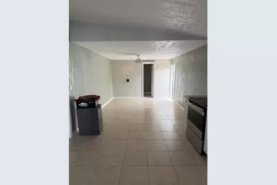 21521 S Heritage Circle, Pembroke Pines, FL 33029 - Photo 17