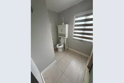 21521 S Heritage Circle, Pembroke Pines, FL 33029 - Photo 7