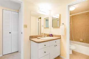 4324 NW 9th Ave, Deerfield Beach, FL 33064 - Photo 9