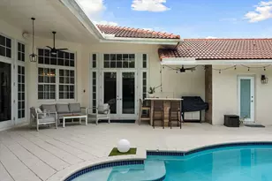 2647 Edgewater Dr, Weston, FL 33332 - Photo 39