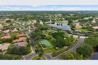 2647 Edgewater Drive, Weston, FL 33332 - Photo 51