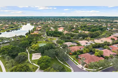 2647 Edgewater Drive, Weston, FL 33332 - Photo 49