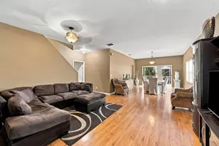 10230 Brookville Ln, Boca Raton, FL 33428 - Photo 3