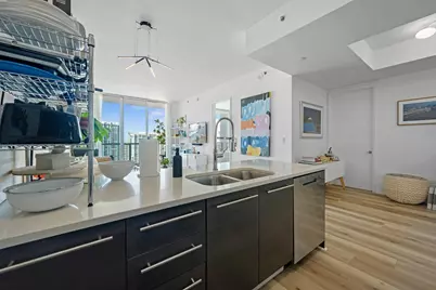55 SE 6th Street #4300, Miami, FL 33131 - Photo 5