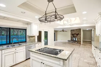 7555 NW 82nd Terrace, Parkland, FL 33067 - Photo 11