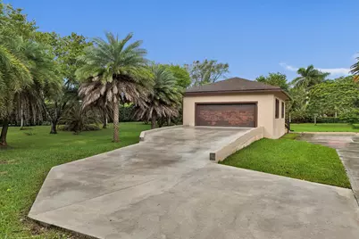 7555 NW 82nd Terrace, Parkland, FL 33067 - Photo 17