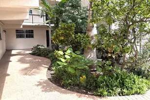 610 Tennis Club Dr, Fort Lauderdale, FL 33311 - Photo 3