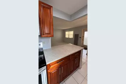 104 Saxony C, Delray Beach, FL 33446 - Photo 9