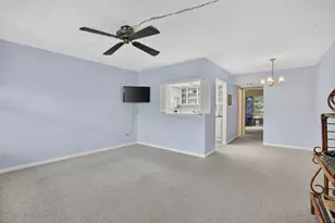 306 Farnham M, Deerfield Beach, FL 33442 - Photo 9
