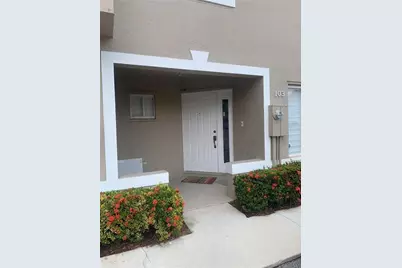 103 Riviera Circle, Weston, FL 33326 - Photo 1