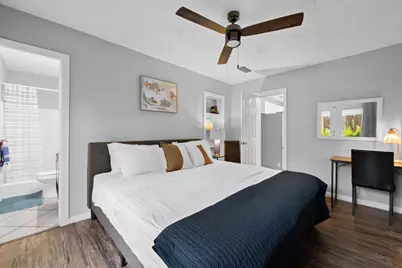 3024 NE 2nd Terrace, Wilton Manors, FL 33334 - Photo 21
