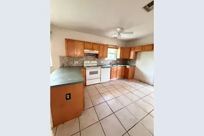 6055 7th Place, Vero Beach, FL 32968 - Photo 13