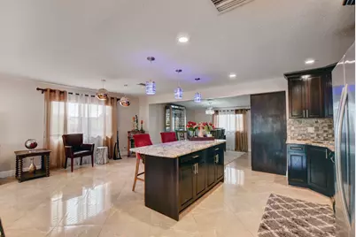 1371 Woodcrest Road W, West Palm Beach, FL 33417 - Photo 25