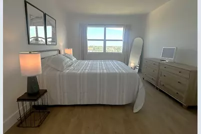 2555 NE 11th Street #804, Fort Lauderdale, FL 33304 - Photo 9