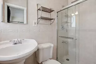 425 NE 20th St, Boca Raton, FL 33431 - Photo 17
