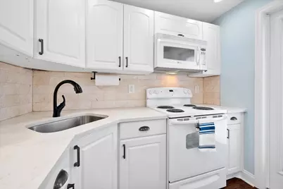 5171 W Oakland Park Boulevard #204, Lauderdale Lakes, FL 33313 - Photo 11