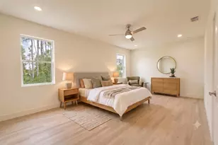 210 Sarah Rd SW, Palm Bay, FL 32908 - Photo 9