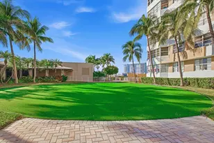 1985 S Ocean Dr, Hallandale Beach, FL 33009 - Photo 27