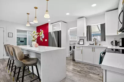 108 SE 11th Avenue, Pompano Beach, FL 33060 - Photo 11