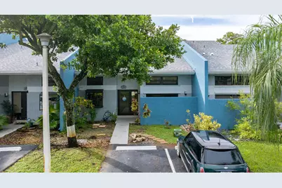 2840 S Oakland Forest Drive #2703, Oakland Park, FL 33309 - Photo 1