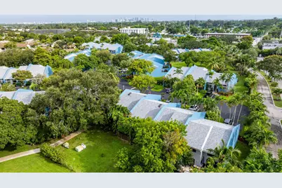 2840 S Oakland Forest Drive #2703, Oakland Park, FL 33309 - Photo 39