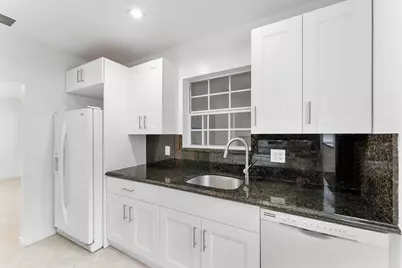 5015 S Olive Avenue, West Palm Beach, FL 33405 - Photo 13