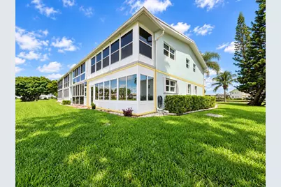 108 Somerset F, West Palm Beach, FL 33417 - Photo 13