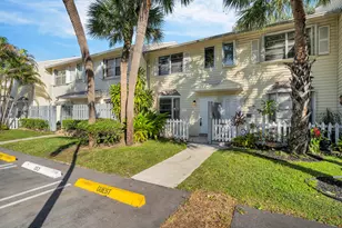 153 SW 3rd St, Pompano Beach, FL 33060 - Photo 1