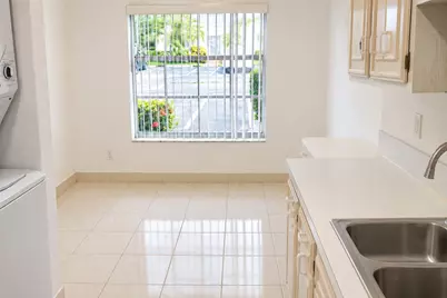 13638 Via Flora #D, Delray Beach, FL 33484 - Photo 3
