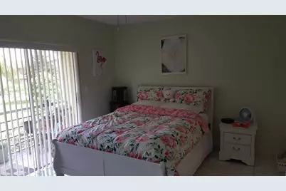 15 Salisbury A, West Palm Beach, FL 33417 - Photo 11