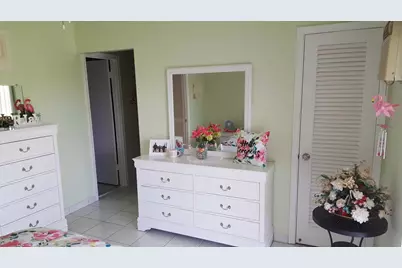 15 Salisbury A, West Palm Beach, FL 33417 - Photo 13