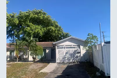 212 NW 41st Court #212, Deerfield Beach, FL 33064 - Photo 13