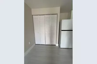 2329 West Drive, West Palm Beach, FL 33409 - Photo 7