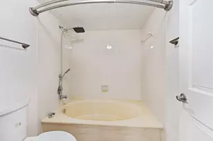 557 NW 97th Ave, Plantation, FL 33324 - Photo 23