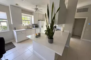 10853 SW Elsinore Dr, Port Saint Lucie, FL 34987 - Photo 3