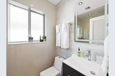 1913 N Victoria Park Road, Fort Lauderdale, FL 33305 - Photo 23