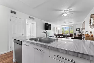 5275 NW 10th Court #305, Plantation, FL 33313 - Photo 9