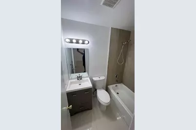 220 SE 22nd Avenue #Unit 2, Pompano Beach, FL 33062 - Photo 13