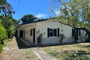 220 SE 22nd Ave, Pompano Beach, FL 33062 - Photo 1