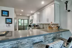 2735 Polo Island Dr, Wellington, FL 33414 - Photo 9