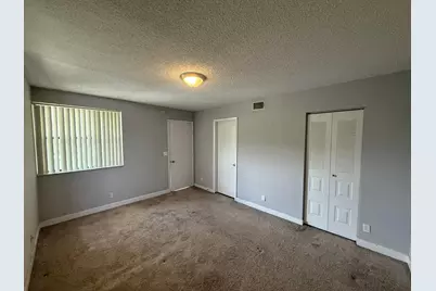 5821 Riverside Drive #203 B, Coral Springs, FL 33067 - Photo 9