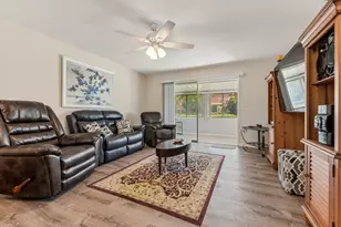 118 Amherst Ln, Lake Worth, FL 33467 - Photo 5