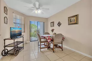 7216 Fairfax Dr, Tamarac, FL 33321 - Photo 17