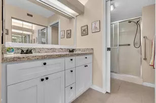 7216 Fairfax Dr, Tamarac, FL 33321 - Photo 29