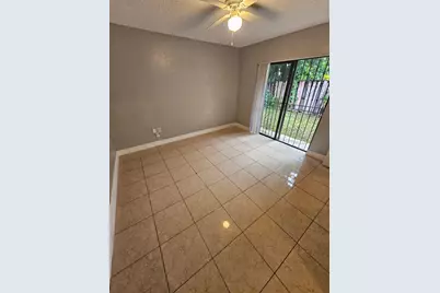 4552 NW 185th Street, Miami Gardens, FL 33055 - Photo 11