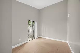 4552 NW 185th St, Miami Gardens, FL 33055 - Photo 9