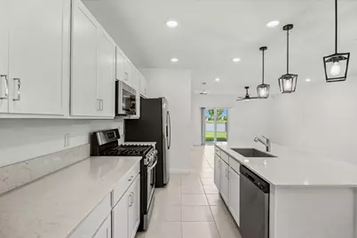 11065 NW Pondside Lane, Port Saint Lucie, FL 34987 - Photo 11