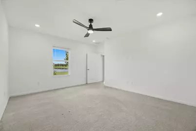 11065 NW Pondside Lane, Port Saint Lucie, FL 34987 - Photo 17